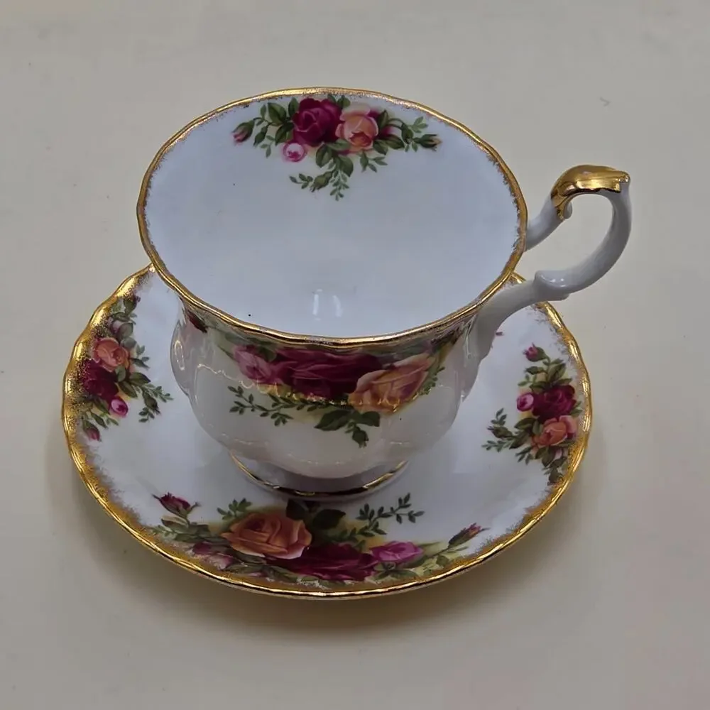 Royal Albert Old Country Roses Demitasse Cup & Saucer Set Espresso England Small